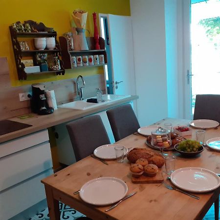 Esprit Bistrot / Rent4Night Grenoble Apartment Bagian luar foto