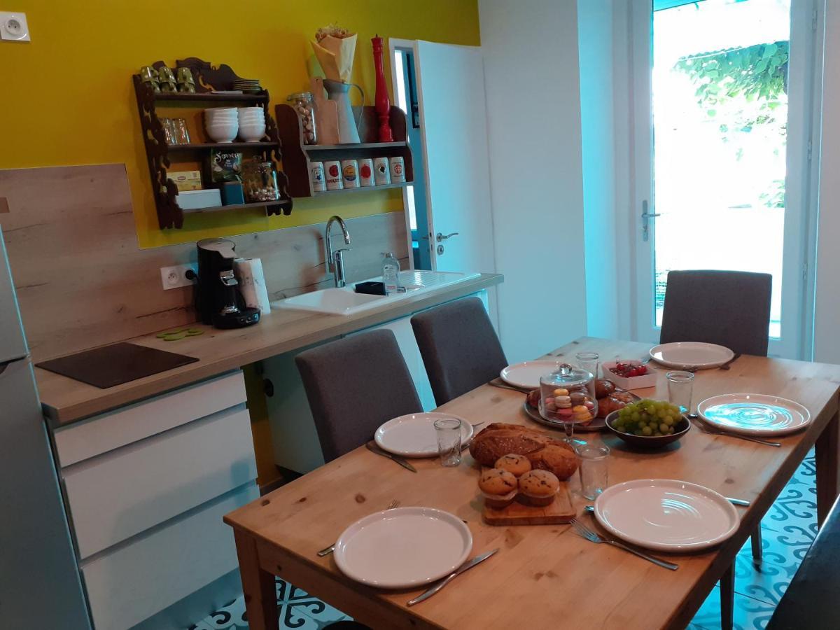 Esprit Bistrot / Rent4Night Grenoble Apartment Bagian luar foto