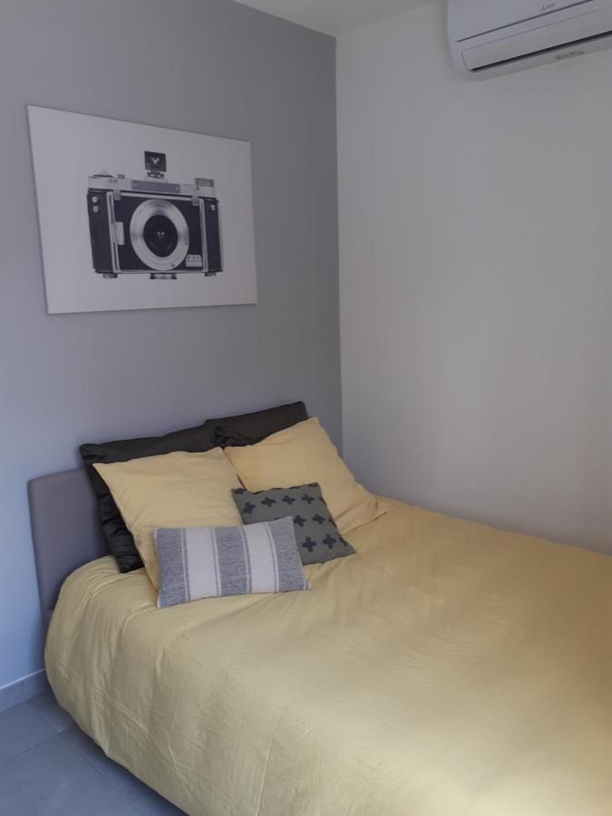 Esprit Bistrot / Rent4Night Grenoble Apartment Bagian luar foto