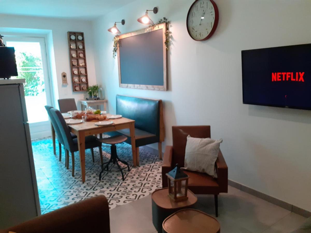 Esprit Bistrot / Rent4Night Grenoble Apartment Bagian luar foto